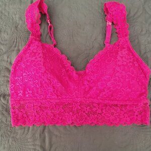 No Boundaries Hot Pink Stretch Lace Bralette size medium